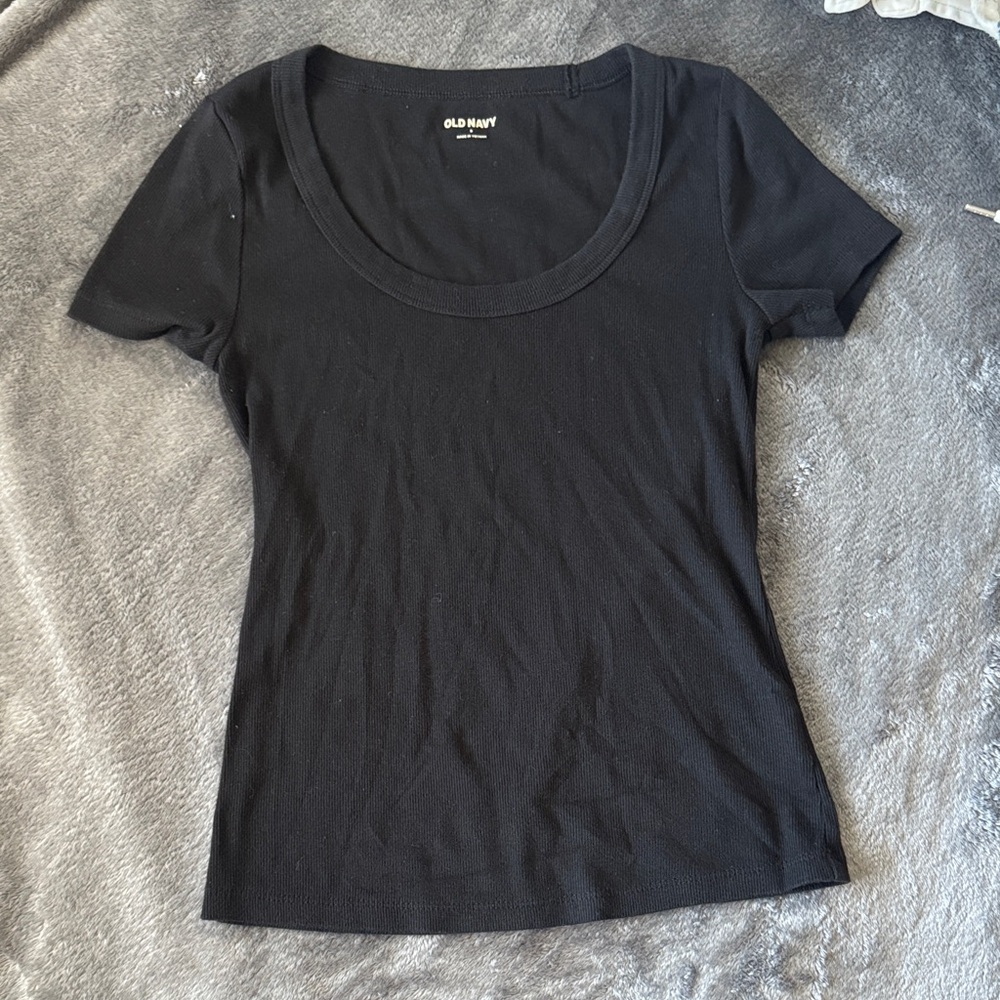 Old Navy Black Short Sleeve Tee